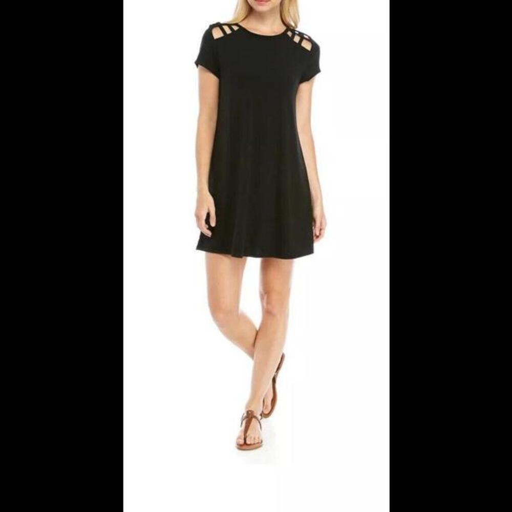 Speechless Women’s Size Small Cut Out Sleeve Swing Dress in Black New with Tags